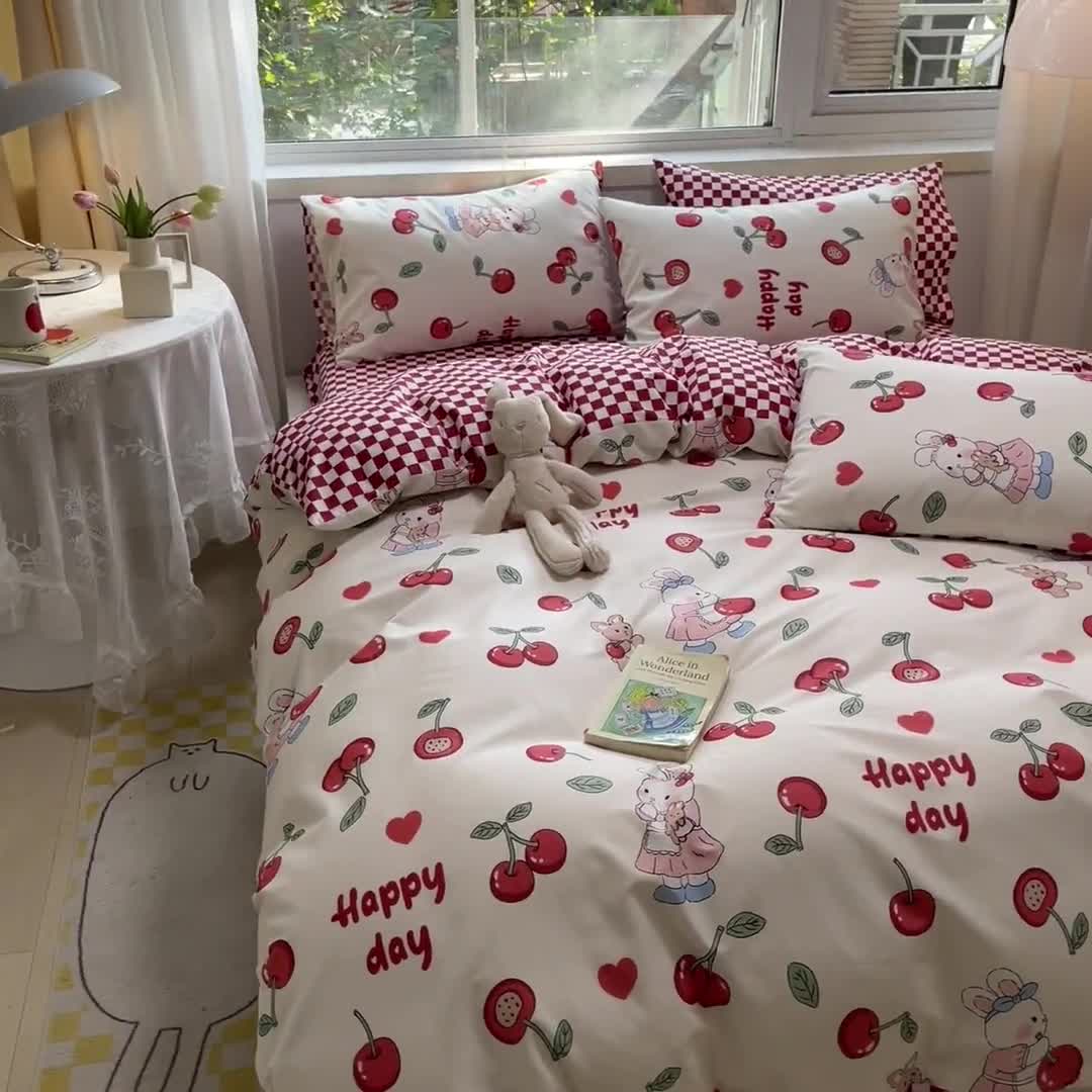 91家纺网 家纺一手货源 找家纺 金丝鸟 2023春夏新品舒适全棉斜纹四件套 樱桃小兔