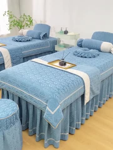 91家纺网 家纺一手货源 找家纺 莉人坊 2023时尚典雅裙摆3D压花德绒美容床罩 时尚典雅-湖蓝德绒