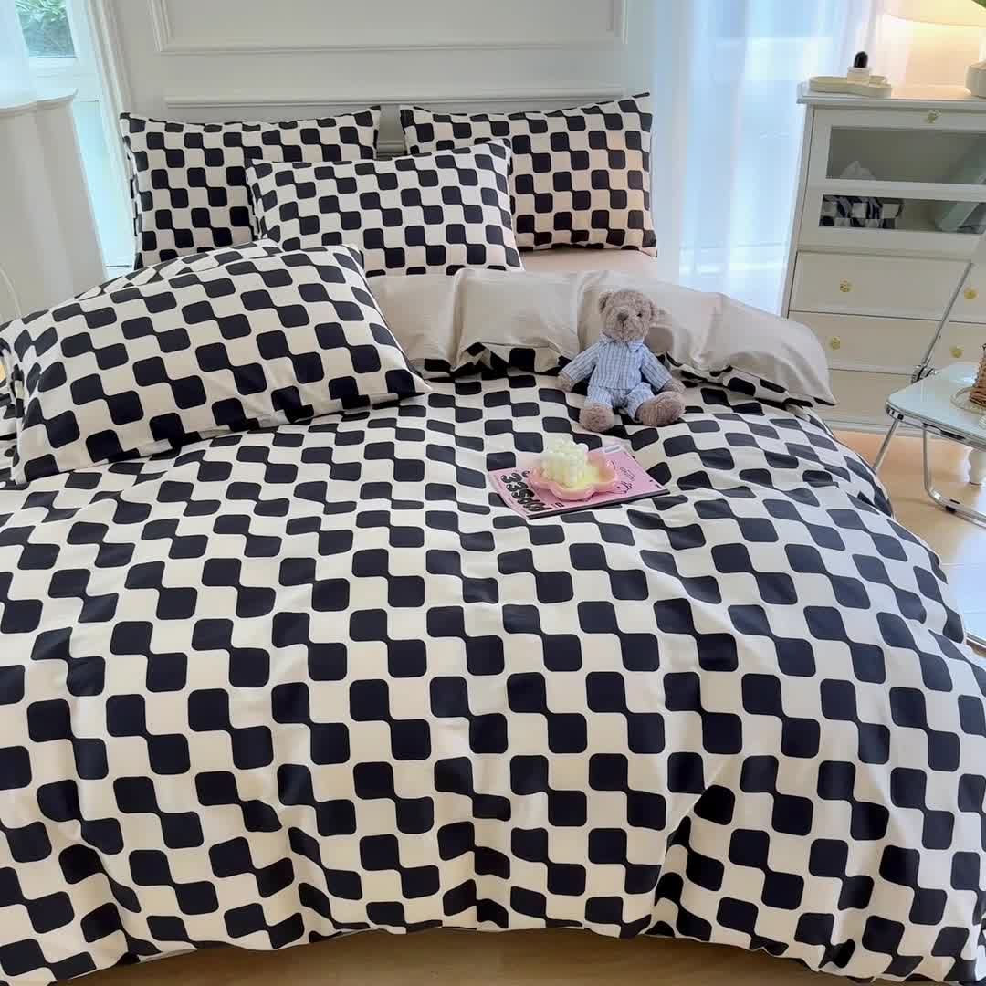 91家纺网 家纺一手货源 找家纺 星巴k家纺 2023全棉13372花卉印花简约四件套棋盘格