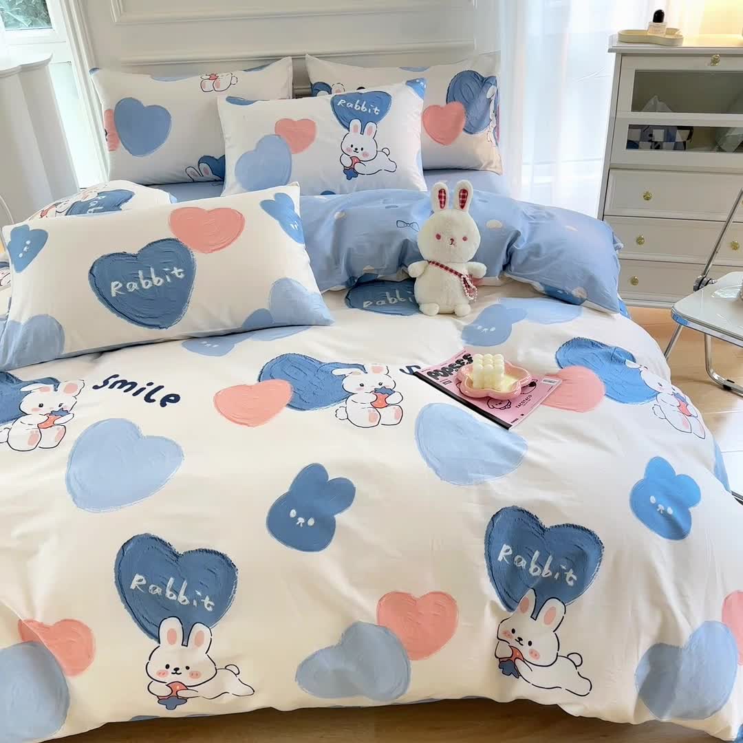 91家纺网 家纺一手货源 找家纺 星巴k家纺 2023全棉13372花卉印花简约四件套爱心兔