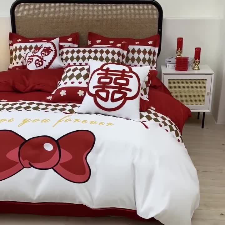 91家纺网 家纺一手货源 找家纺 啊雅家居 2025新款大红婚庆数码印花床单款床笠款四件套 永结同心