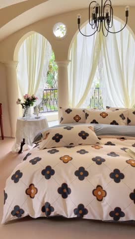 91家纺网 家纺一手货源 找家纺 星巴k 2023新款全棉13372花卉印花简约卡通款多规格四件套四叶草