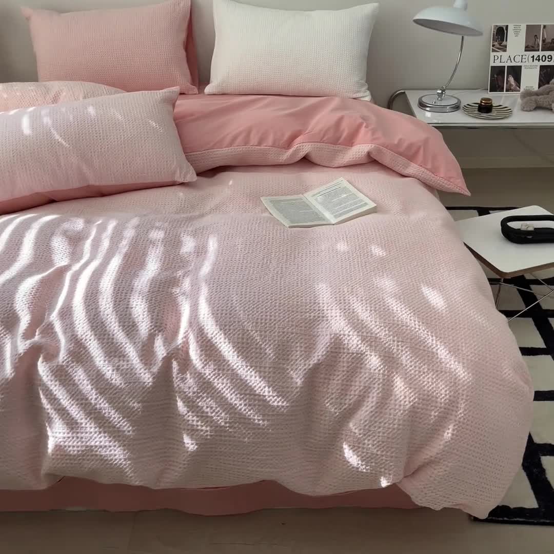 91家纺网 家纺一手货源 找家纺 雅居纺 2023新款全棉华夫格四件套 华夫格柔粉