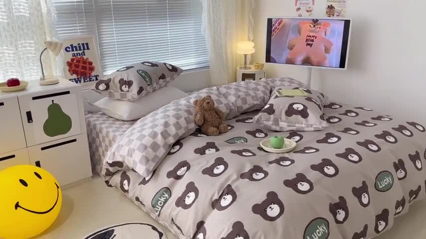 91家纺网 家纺一手货源 找家纺 昔可 2023新款全棉卡通系列四件套 幸运小棕熊