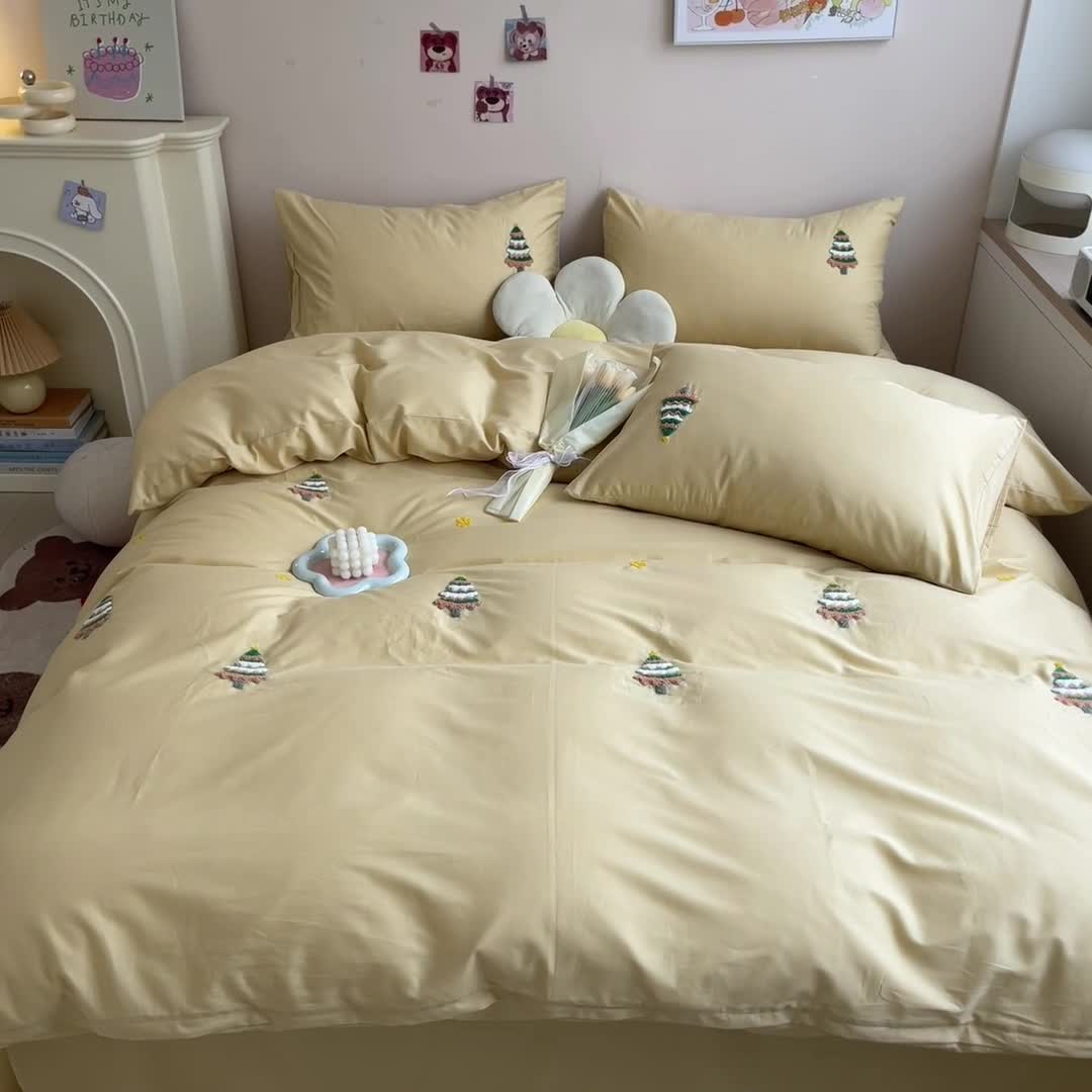 91家纺网 家纺一手货源 找家纺 丽涵家纺 2024春夏新品全棉毛巾绣四件套（内含买家秀） 圣诞树