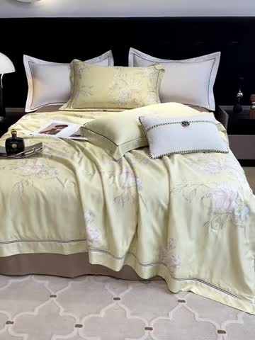91家纺网 家纺一手货源 找家纺 娇逸家居 2024新款40天丝莫代尔镂空款夏凉被 春意黄