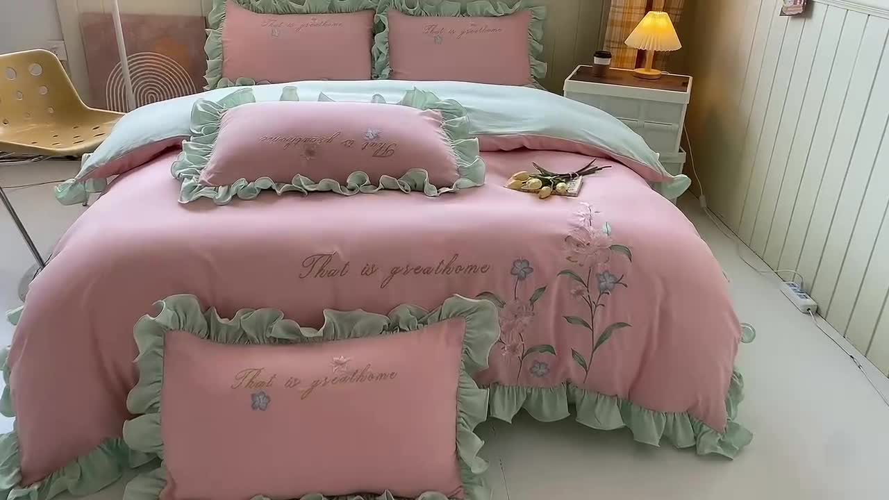 91家纺网 家纺一手货源 找家纺 富盛 2024新款水洗亲肤棉刺绣四件套公主风四件套-春暖花开 粉绿