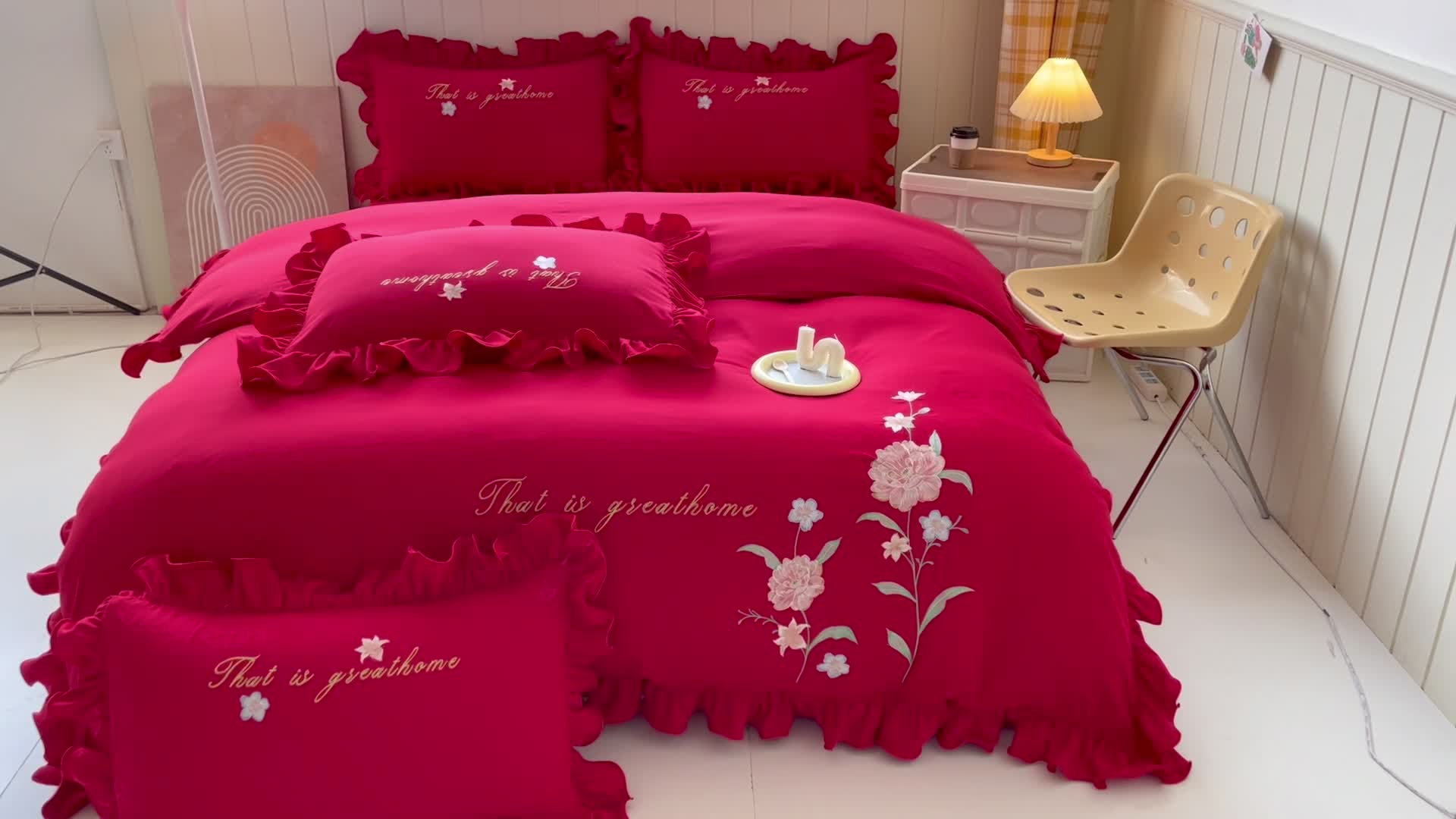 91家纺网 家纺一手货源 找家纺 富盛 2024新款水洗亲肤棉刺绣四件套公主风四件套-春暖花开 大红