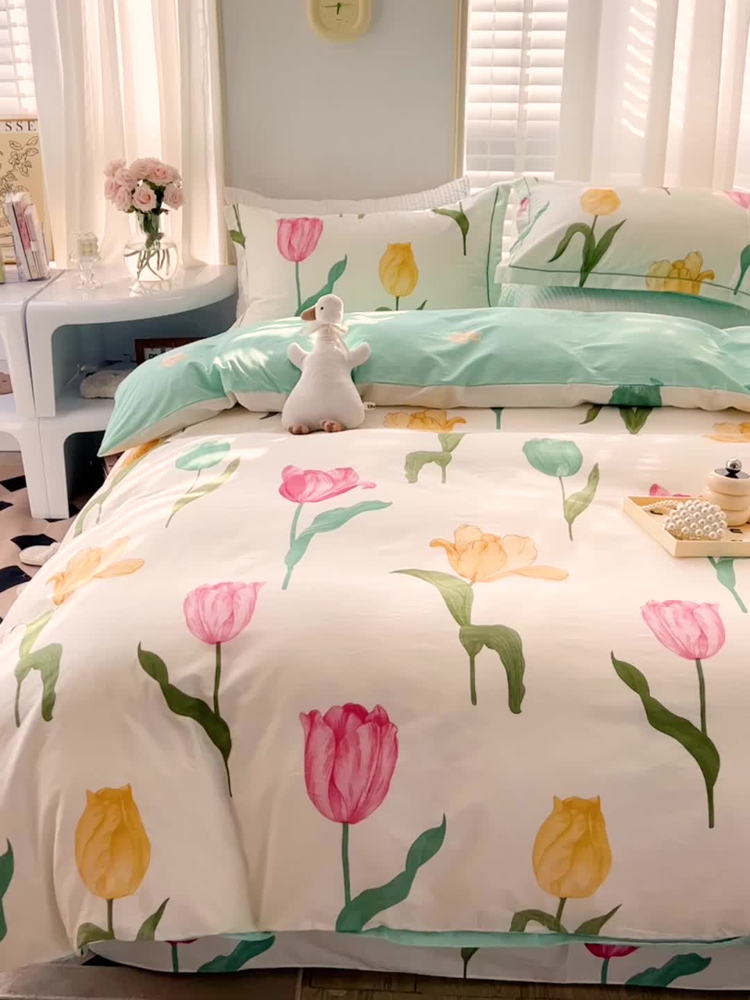 91家纺网 家纺一手货源 找家纺 乐童家纺 2024新款网红直播爆款吊边＋一字绣工艺款四件套-第四波 绵绵花期