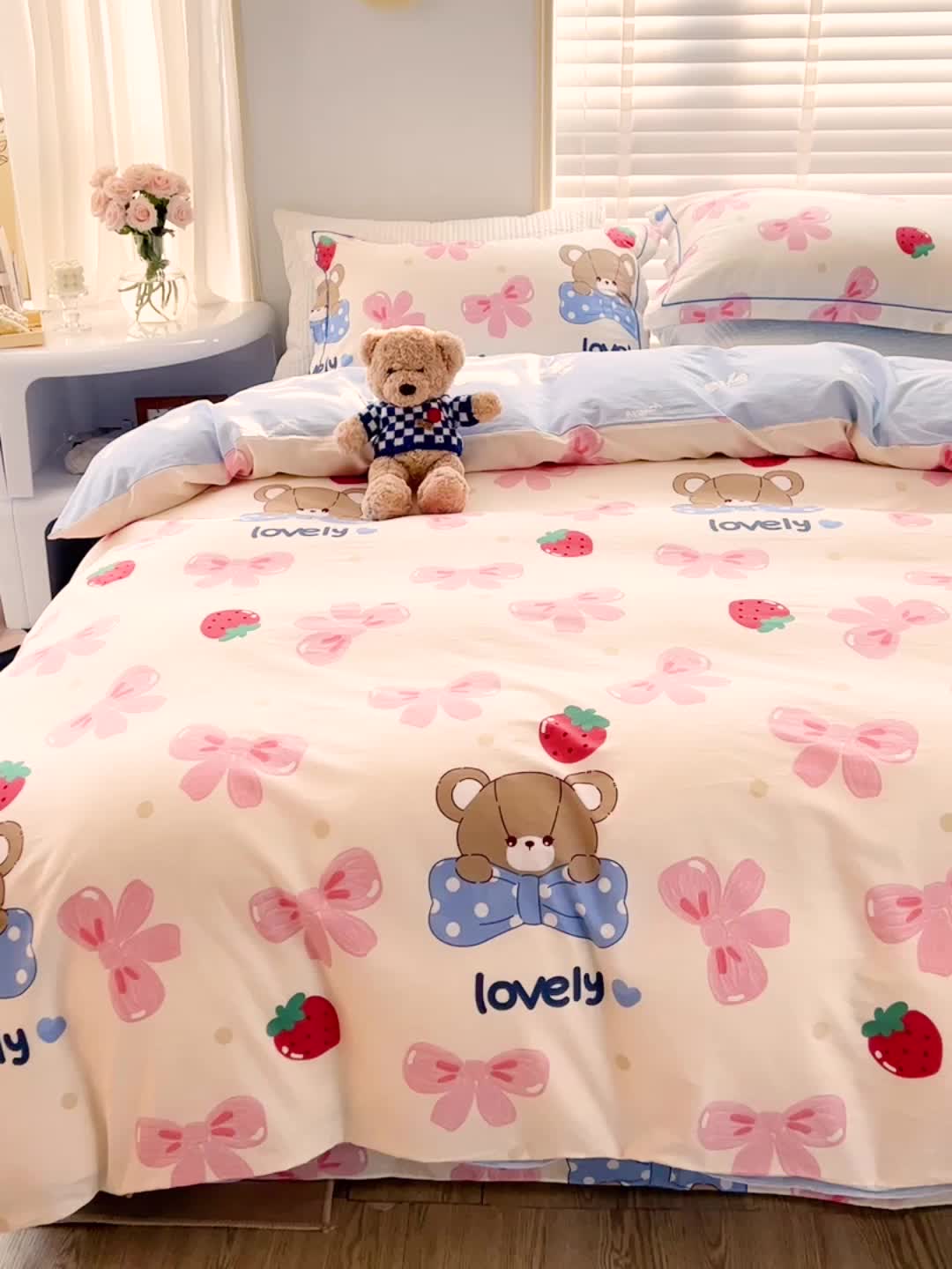 91家纺网 家纺一手货源 找家纺 乐童家纺 2024新款网红直播爆款吊边＋一字绣工艺款四件套-第四波 可爱小熊