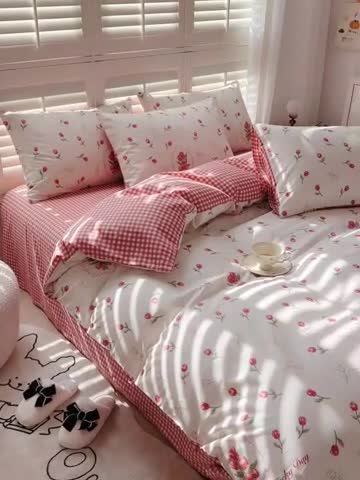 91家纺网 家纺一手货源 找家纺 百寐 2024小清新碎花卡通13372全棉四件套纯棉床单床笠款 后花园