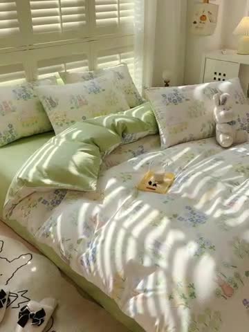 91家纺网 家纺一手货源 找家纺 百寐 2024小清新碎花卡通13372全棉四件套纯棉床单床笠款 丛林兔