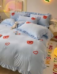 91家纺网 家纺一手货源 找家纺 AB家纺 2023新款韩版水洗棉毛巾绣四件套-爱心熊 爱心熊-天空蓝