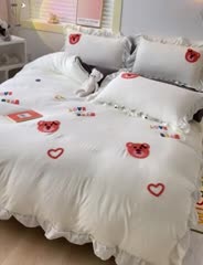 91家纺网 家纺一手货源 找家纺 AB家纺 2023新款韩版水洗棉毛巾绣四件套-爱心熊 爱心熊-淡奶白灰