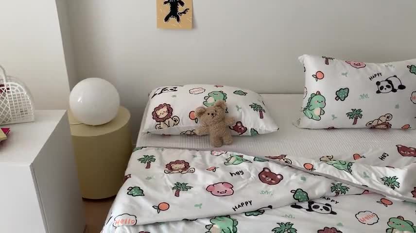 91家纺网 家纺一手货源 找家纺 星期八 2023新款卡通针织棉大豆夏被 动物乐园