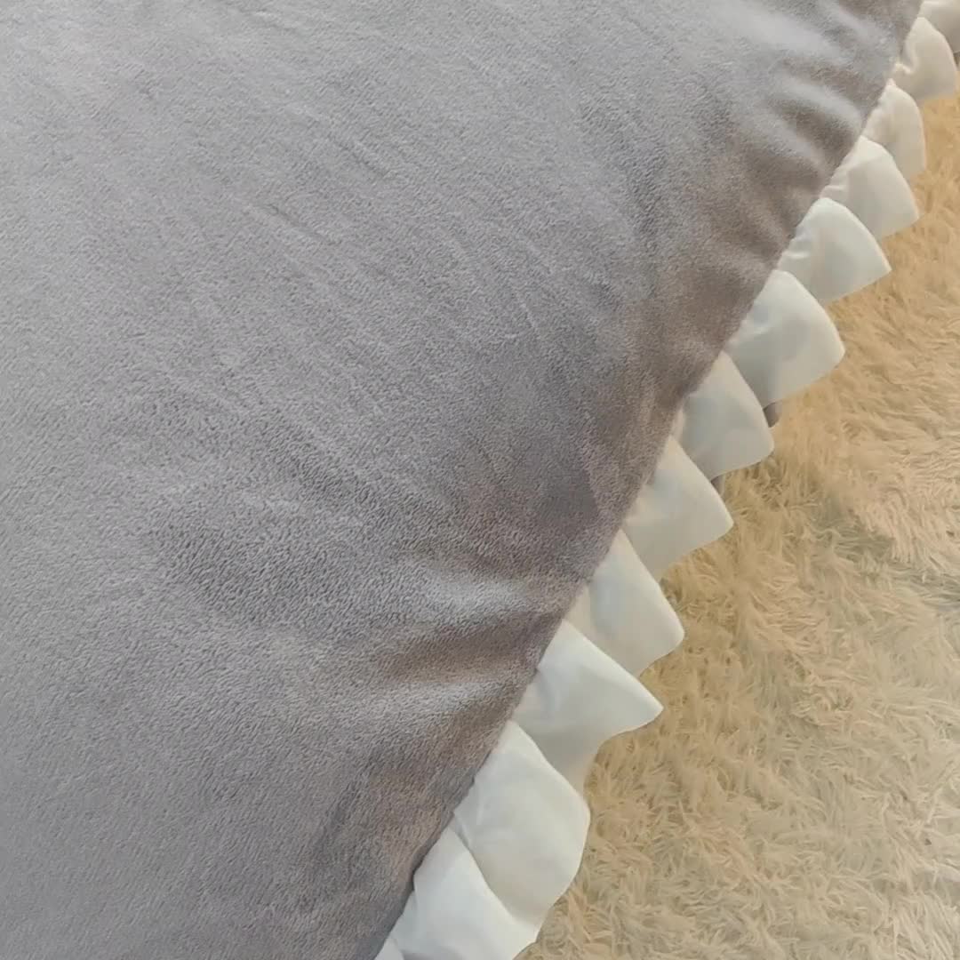 91家纺网 家纺一手货源 找家纺 大麦家纺 2024新款小清新公主风加厚牛奶绒四件套--场景二 浅灰