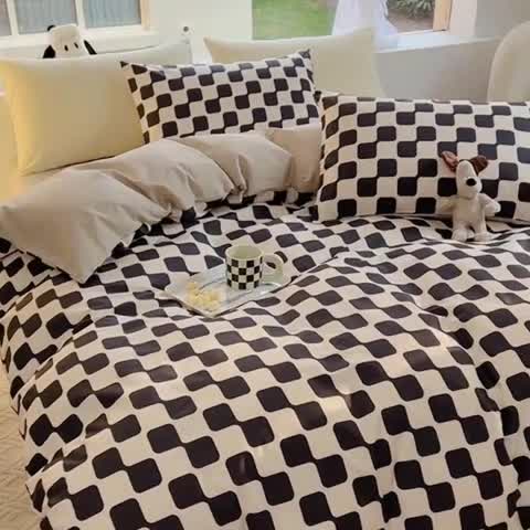 91家纺网 家纺一手货源 找家纺 田野 2023新款13372全棉四件套 黑米格