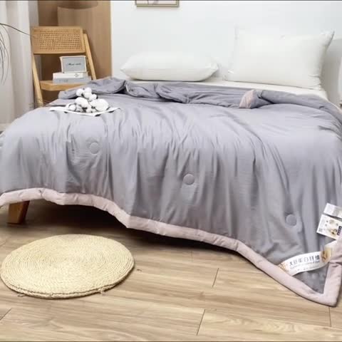 91家纺网 家纺一手货源 找家纺 森林人 2023新款A类无印风水洗棉大豆夏被 绅士灰