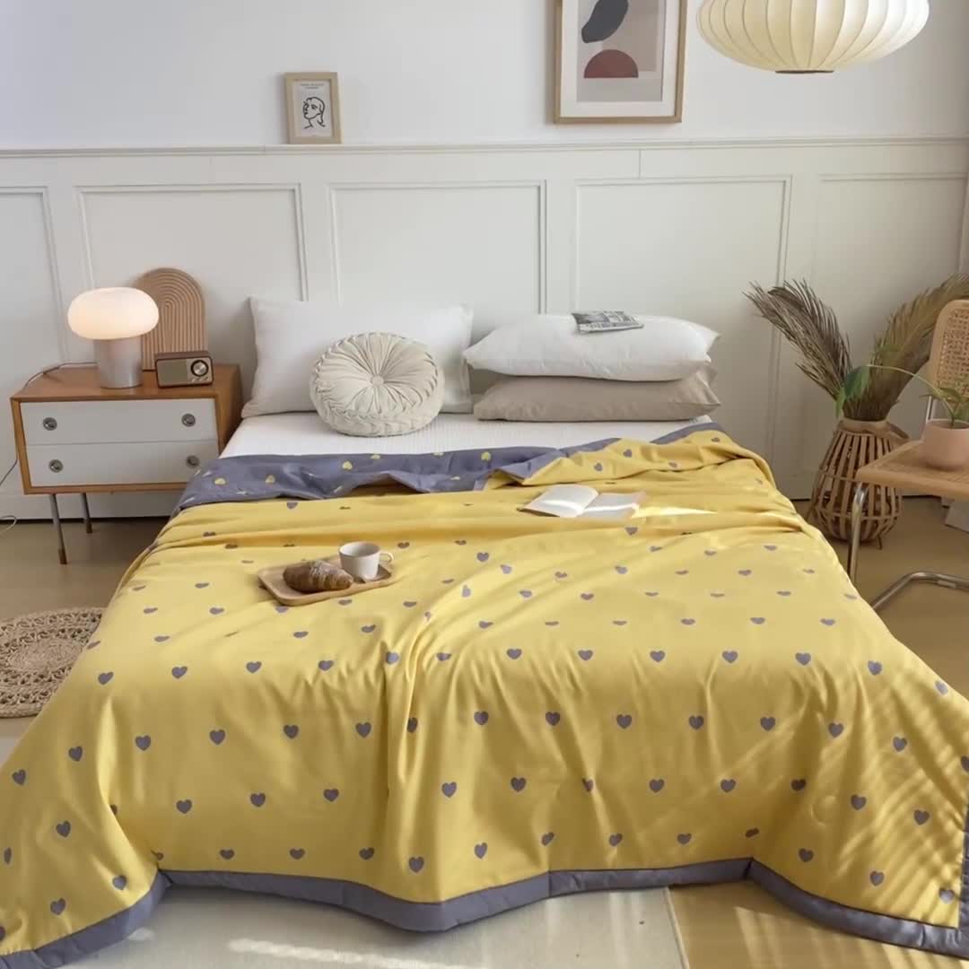 91家纺网 家纺一手货源 找家纺 羋多家纺 2023年新款日式手工包德芙棉磨毛夏被 爱心-姜黄