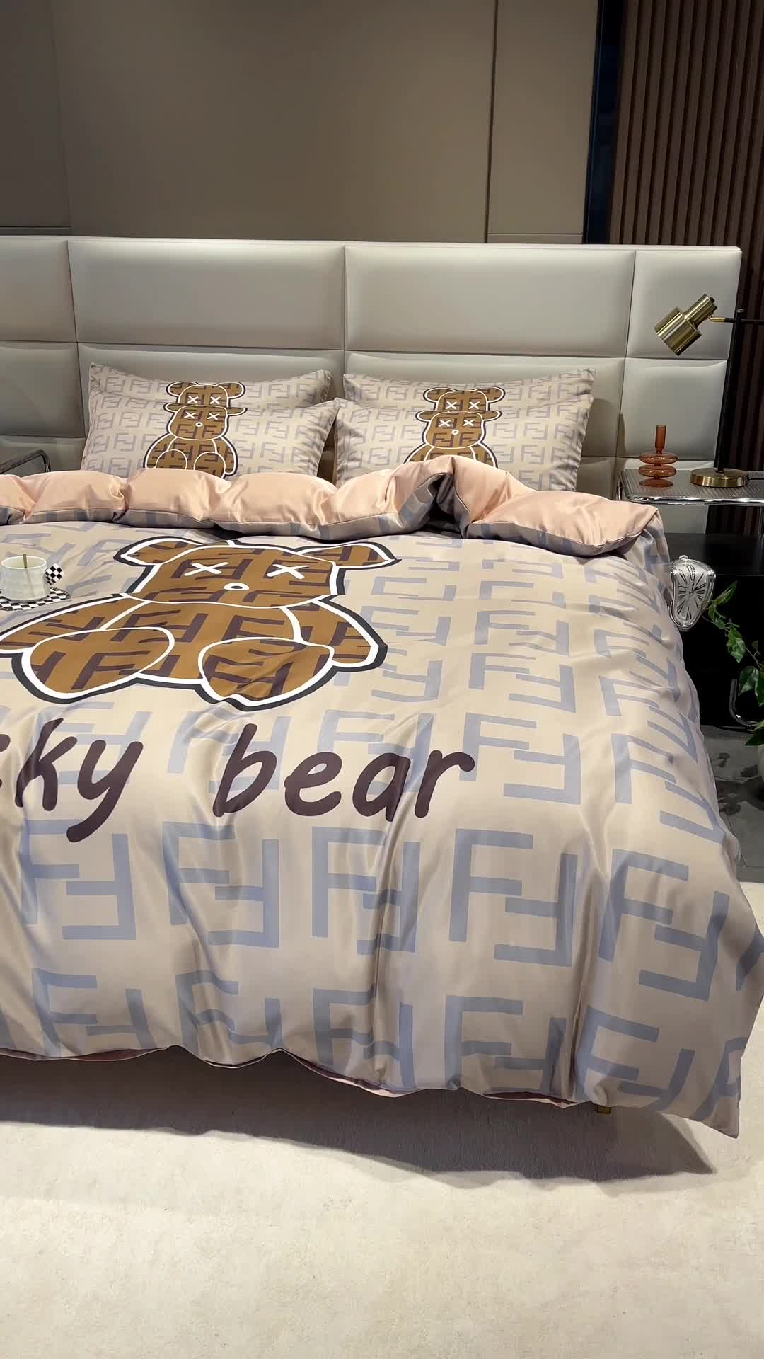 91家纺网 家纺一手货源 找家纺 色鬼布艺 2023新款博主风水洗真丝春夏冰丝四件套天丝床单床笠款四件套 咔芬