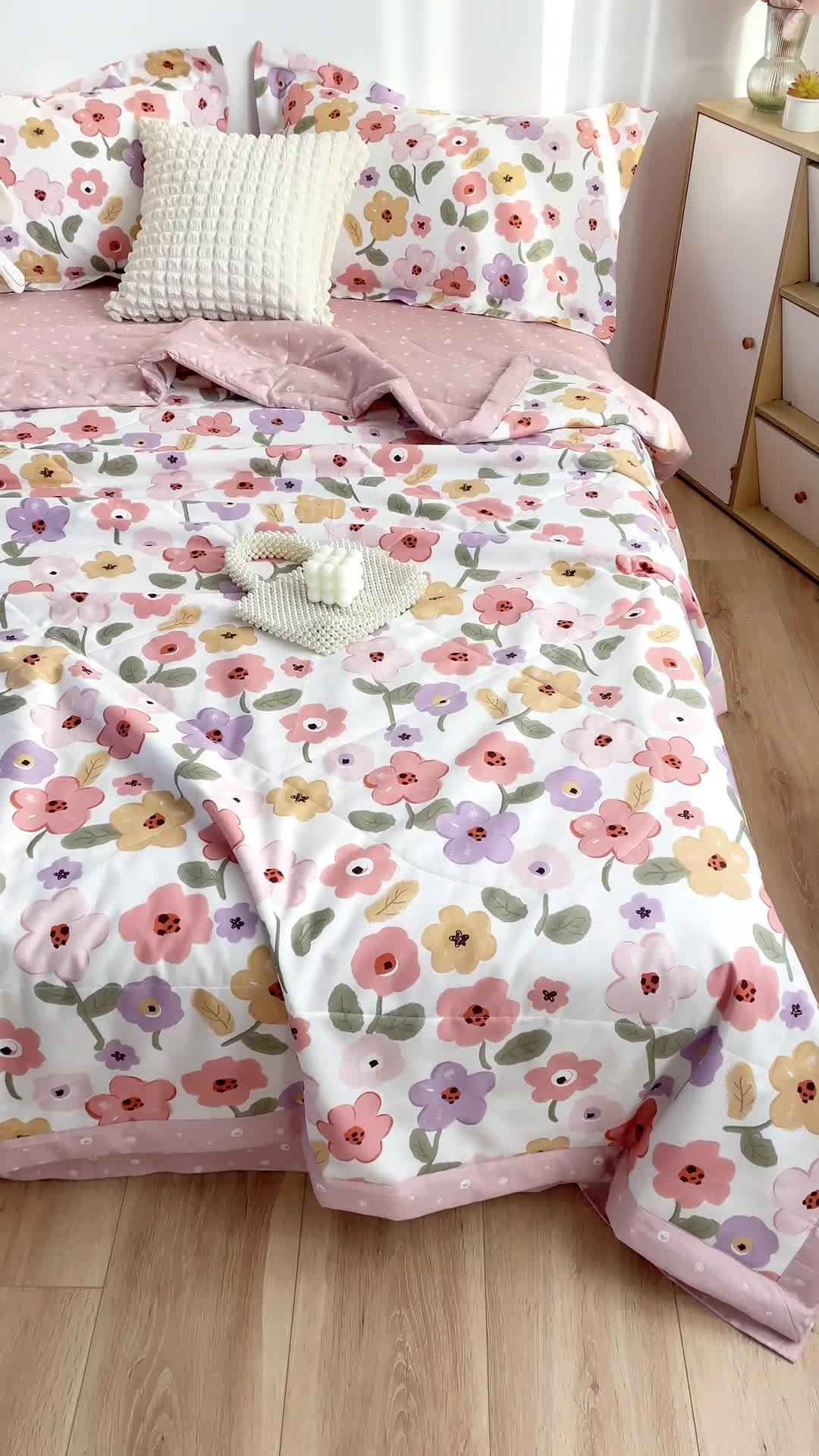 91家纺网 家纺一手货源 找家纺 仟网汇  2023新款全棉新疆棉花夏凉被 海洋花-红