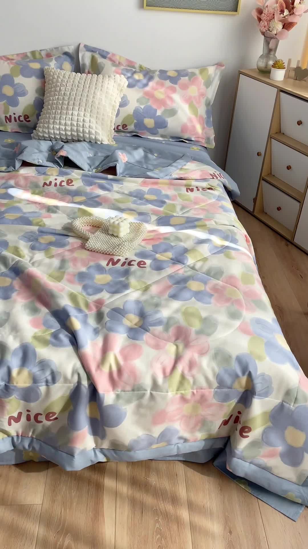 91家纺网 家纺一手货源 找家纺 仟网汇  2023新款全棉新疆棉花夏凉被 蓝海晨光