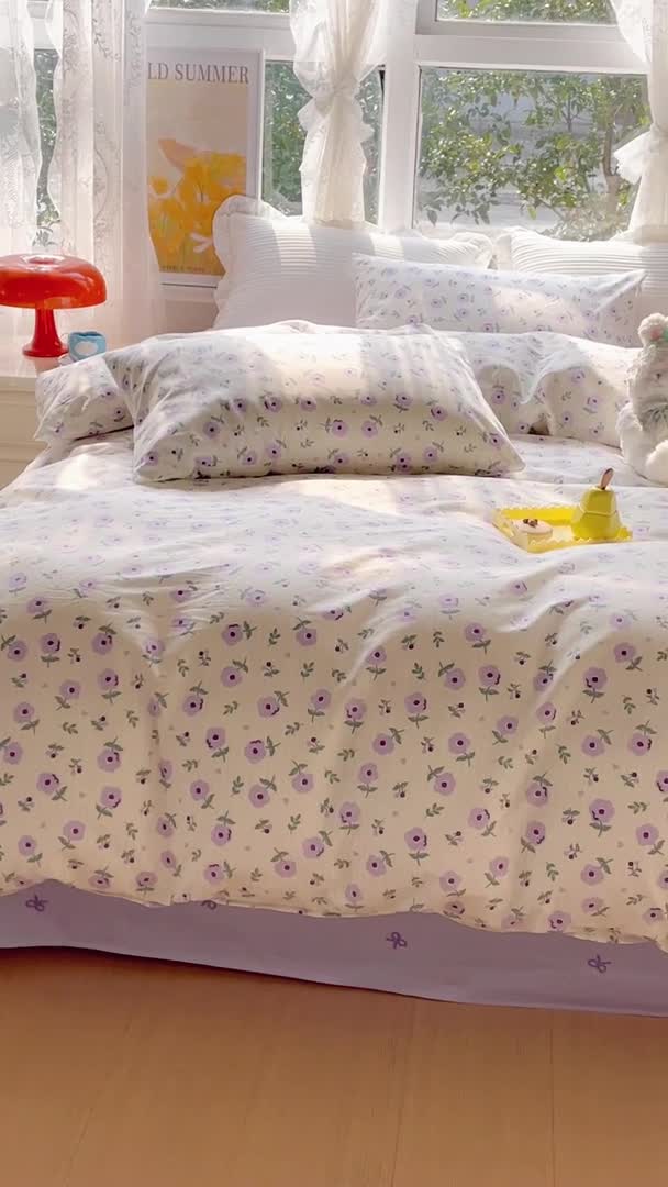 91家纺网 家纺一手货源 找家纺 田野2023新款133372全棉小清新四件套 花园里-紫