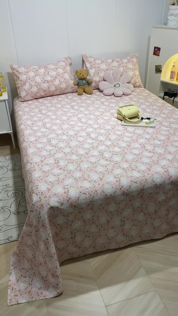 91家纺网 家纺一手货源 找家纺 简宜家居 2023新款全棉A版卡通印花床单 花花兔