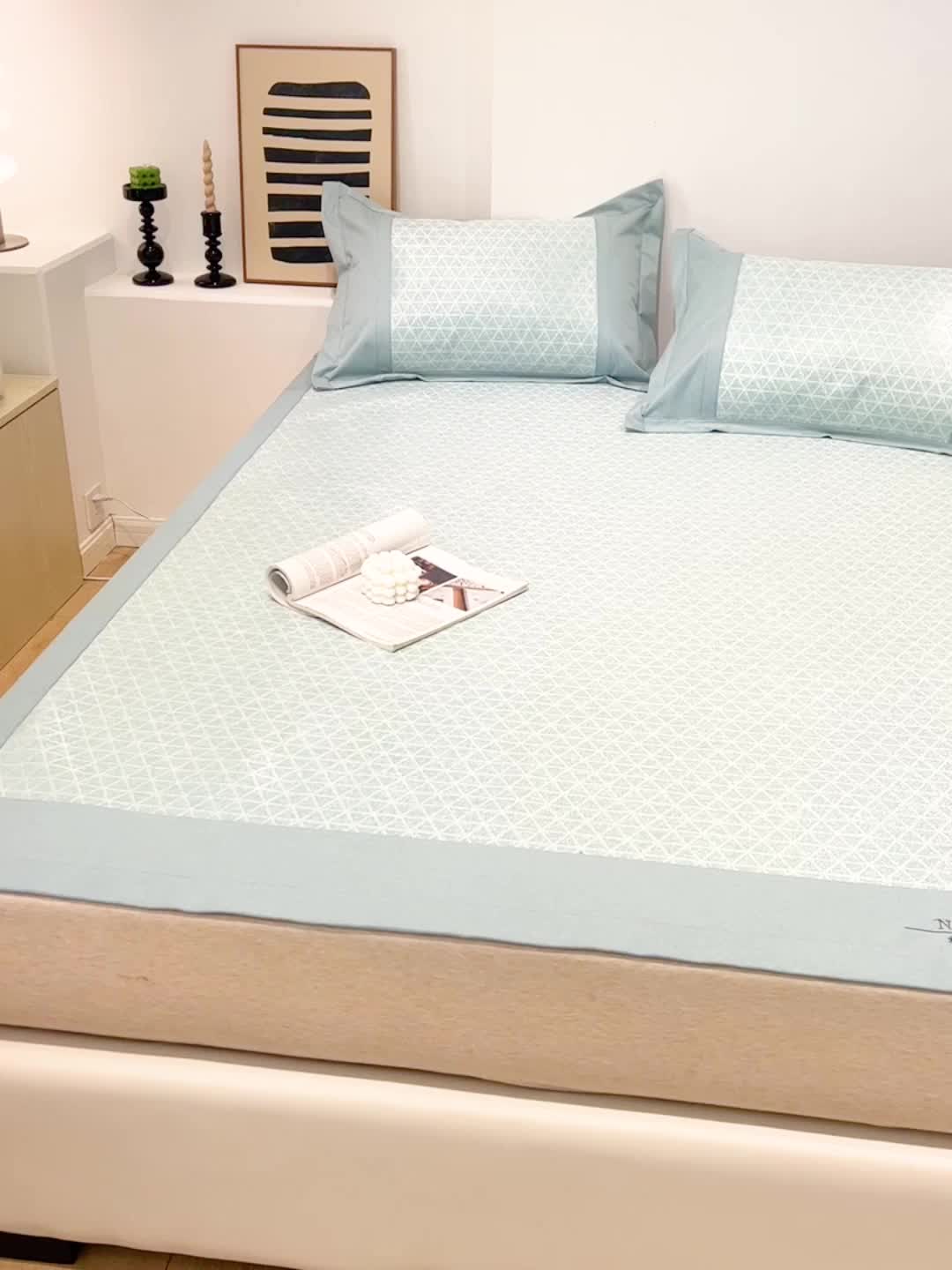 91家纺网 家纺一手货源 找家纺 2023澳梵植物抗菌冰丝凉席三件套软席 方格-咖啡