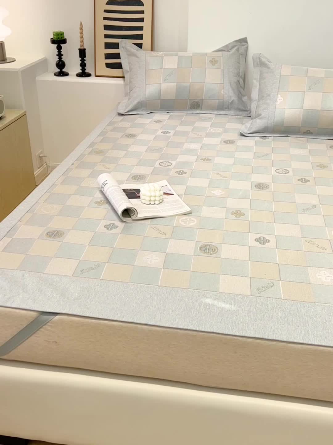 91家纺网 家纺一手货源 找家纺 2023澳梵植物抗菌冰丝凉席三件套软席 简约-银色