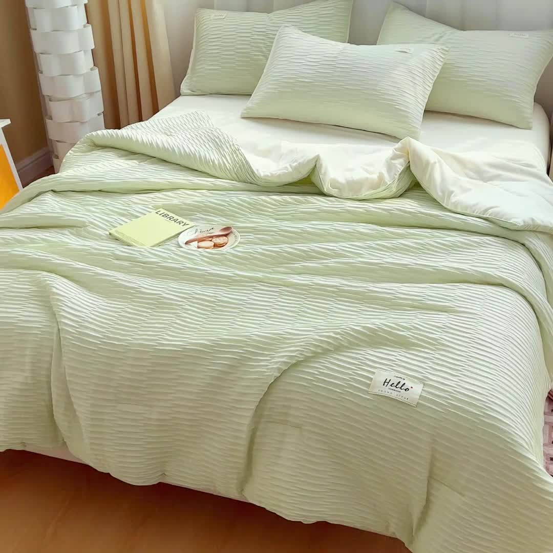 91家纺网 家纺一手货源 找家纺 畅销被业2024新款直播爆款泡泡纱夏被夏凉被空调被四件套 芥末绿