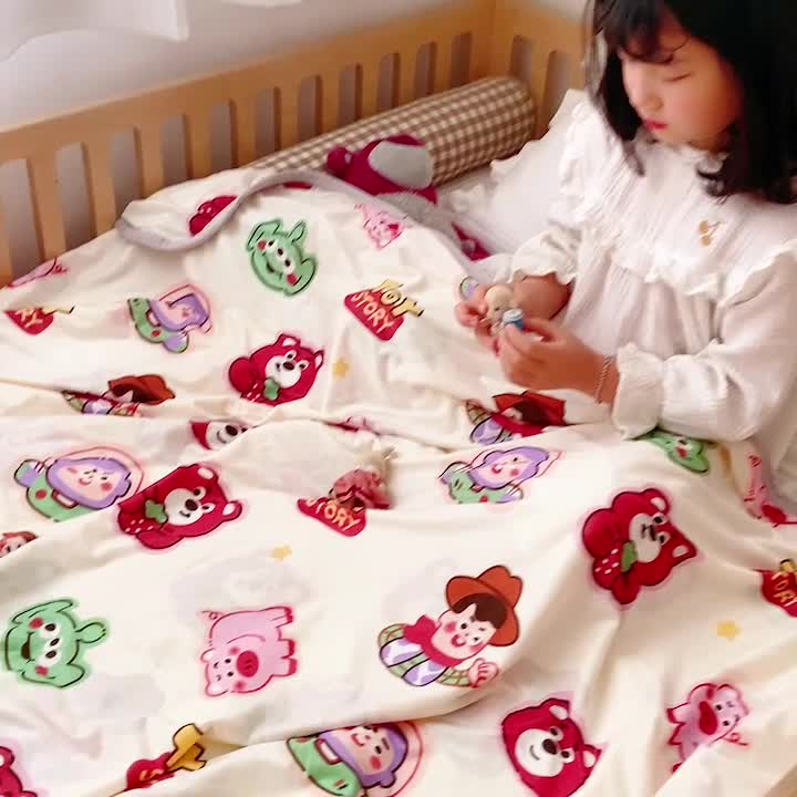 91家纺网 家纺一手货源 找家纺 星期八 2023新款 迪斯尼凉感毯 Q版巴斯