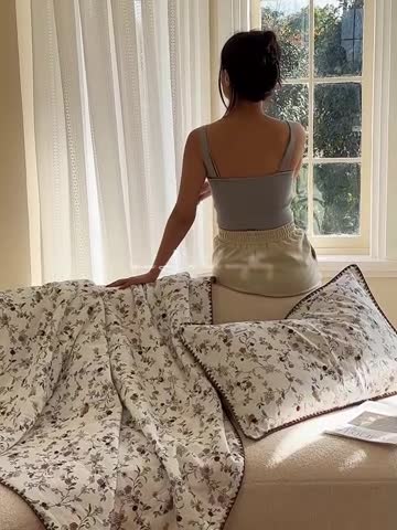 91家纺网 家纺一手货源 找家纺 洋铭区  2023双层纱夏被 小茶花