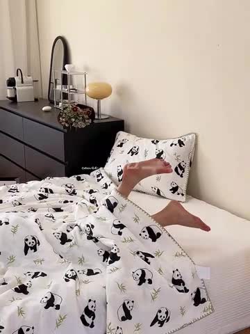 91家纺网 家纺一手货源 找家纺 洋铭区  2023双层纱夏被 小竹熊