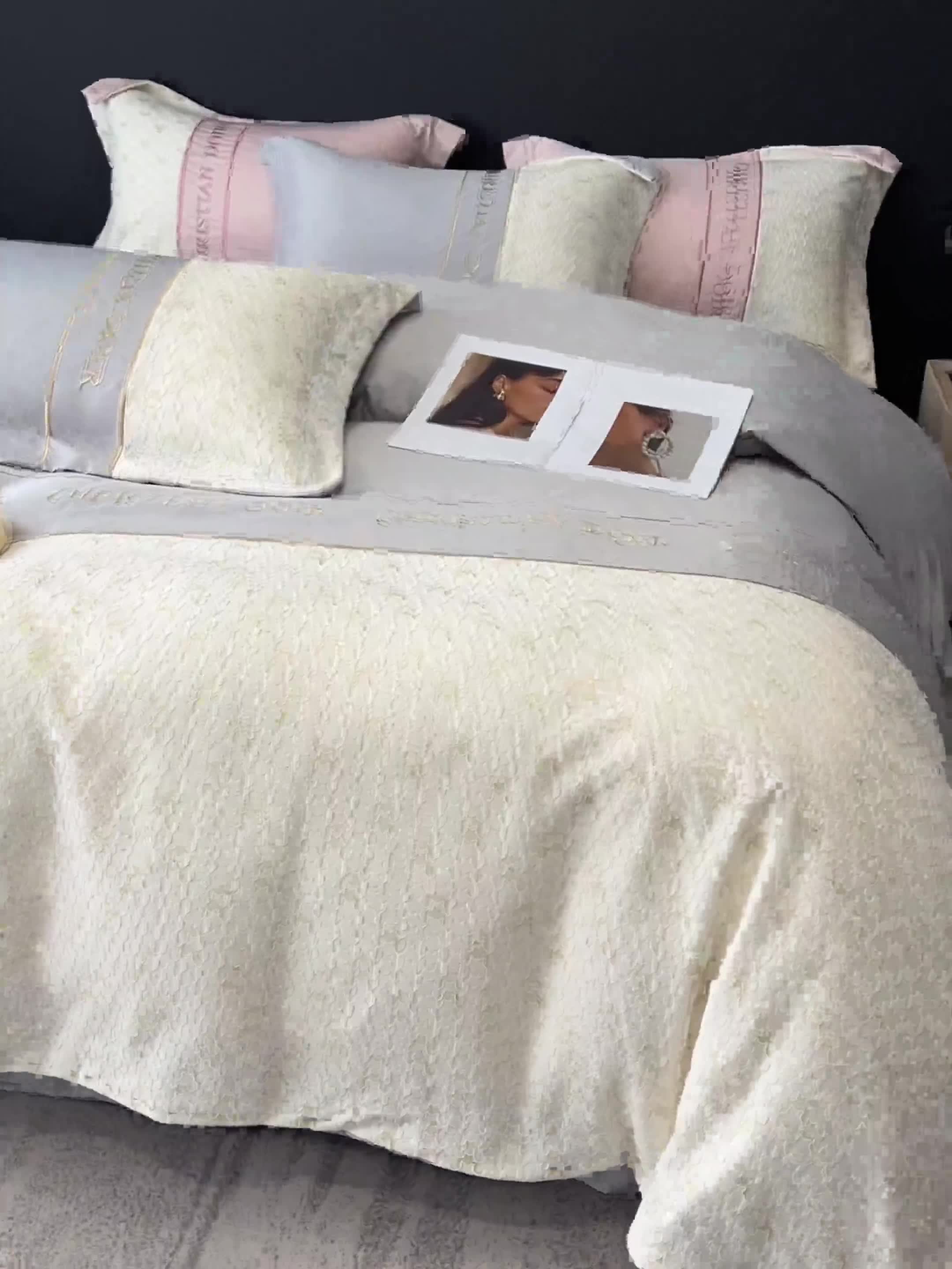 91家纺网 家纺一手货源 找家纺 优悦 2023新款刺绣款冰丝四件套-满天星 满天星-银灰