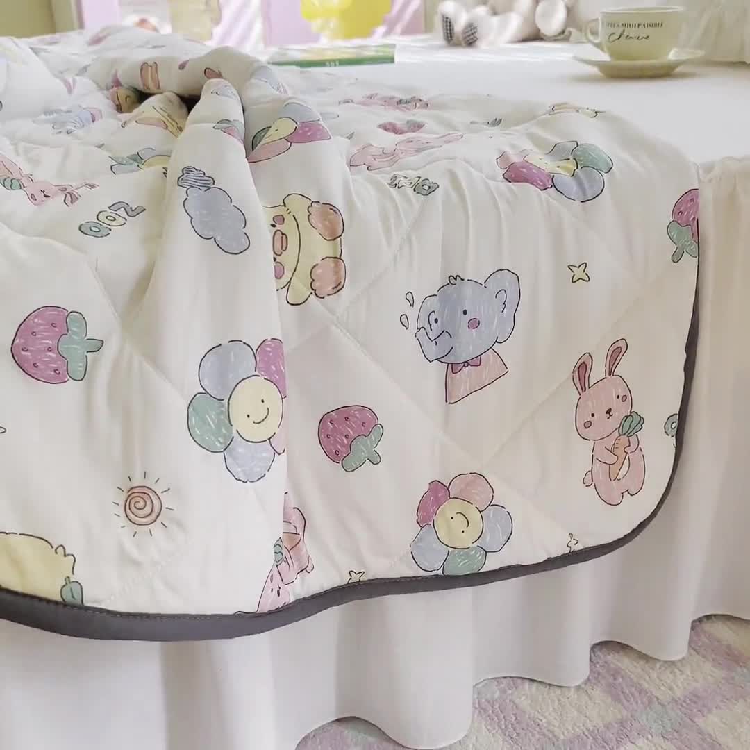 91家纺网 家纺一手货源 找家纺 琪格格 2023新款A类针织棉夏被 奇妙乐园