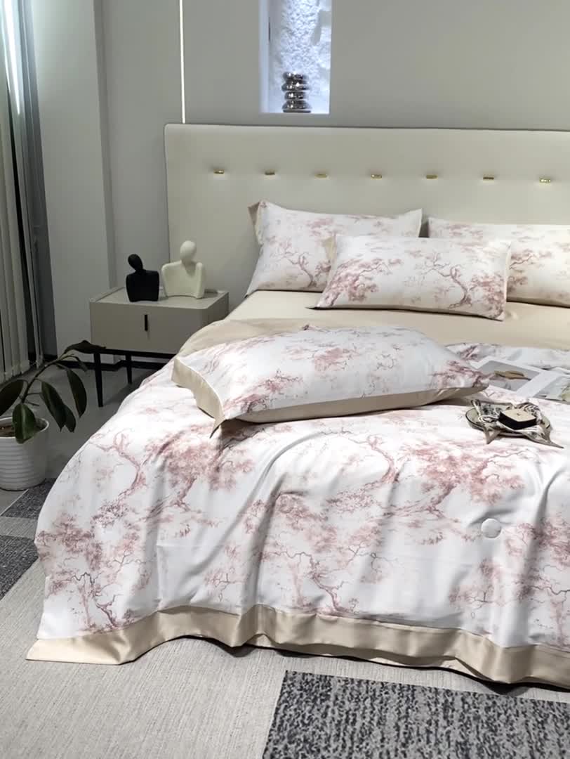 91家纺网 家纺一手货源 找家纺 澳梵家居 2023新款3M工艺雪莲天丝夏被四件套 烟雨集