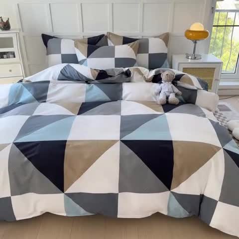 91家纺网 家纺一手货源 找家纺 帛织澜家纺 2025新款12868全棉喷气印花枕套 七巧板