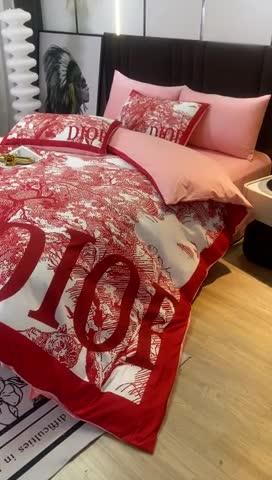 91家纺网 家纺一手货源 找家纺 爵仕 2023新款轻奢简约风全棉四件套 森林红