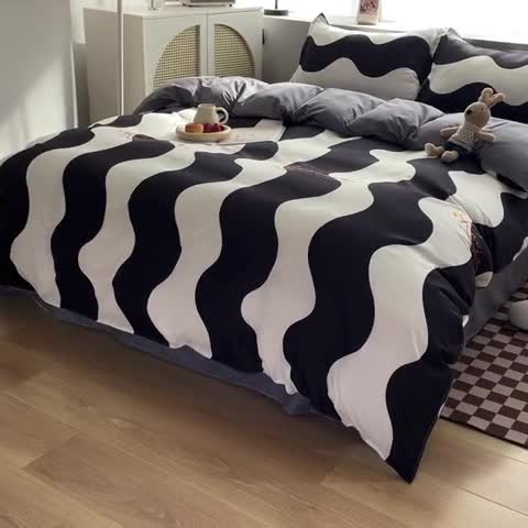 91家纺网 家纺一手货源 找家纺 宏源家纺 2023新款芦荟棉亲肤四件套 时尚波纹