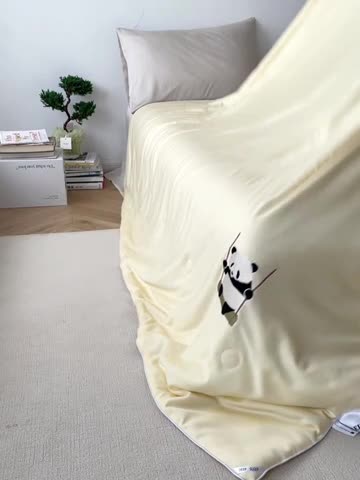 91家纺网 家纺一手货源 找家纺 莱福仕 2024新款莫代尔卡通刺绣夏被 萌宝-杏子黄