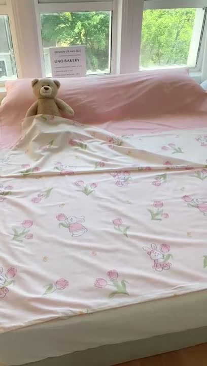 91家纺网 家纺一手货源 找家纺 澳萝拉2023新款全棉印花旅行睡袋 兔兔和郁金香