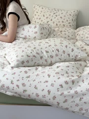 91家纺网 家纺一手货源 找家纺 荣轩家居 2023新款A类全棉双层纱印花四件套 洛丽塔