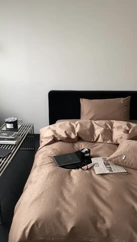 91家纺网 家纺一手货源 找家纺 梦享生活家居 2023新款全棉100支贡缎提花系列四件套 唯美之歌-卡其