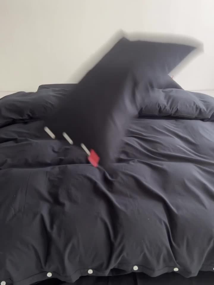 91家纺网 家纺一手货源 找家纺 安莱生活 2023年水洗棉全棉色经色纬高支高密纽扣款工艺四件套 炭黑