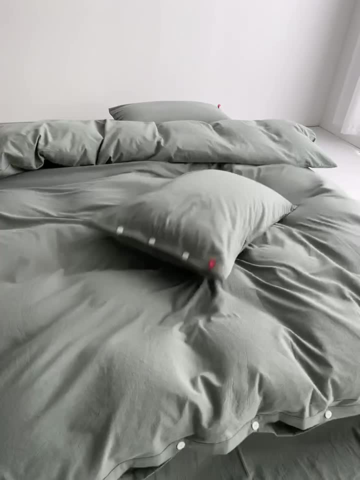91家纺网 家纺一手货源 找家纺 安莱生活 2023年水洗棉全棉色经色纬高支高密纽扣款工艺四件套 灰绿