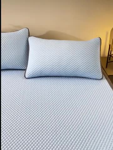 91家纺网 家纺一手货源 找家纺 梦初语 2023新款冰豆豆凉席 天蓝