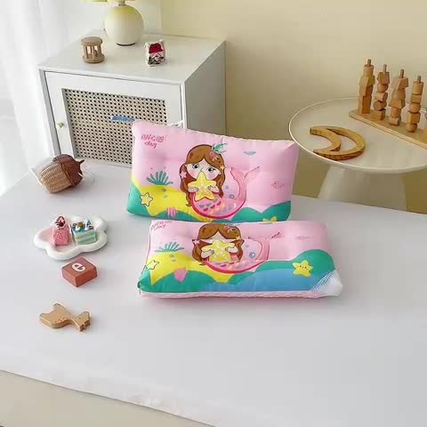 91家纺网 家纺一手货源 找家纺 吉咪兔 2023新款儿童卡通全棉冰豆豆枕 美人鱼40*60cm一体款