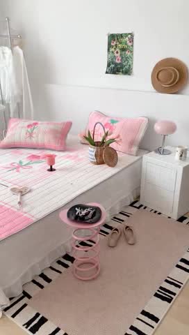 91家纺网 家纺一手货源 找家纺 昔可 2023新款方块绗缝乳胶凉席花花系列 郁金香播放器