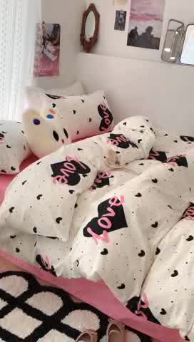 91家纺网 家纺一手货源 找家纺 昔可 2023新款全棉四件套 粉字母爱心